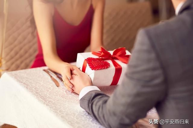 在哪里可以查老婆开宾馆记录(和情人开房记录被老婆查到) 和情人开房记录被老婆查到,法庭上会成为出轨证据吗?